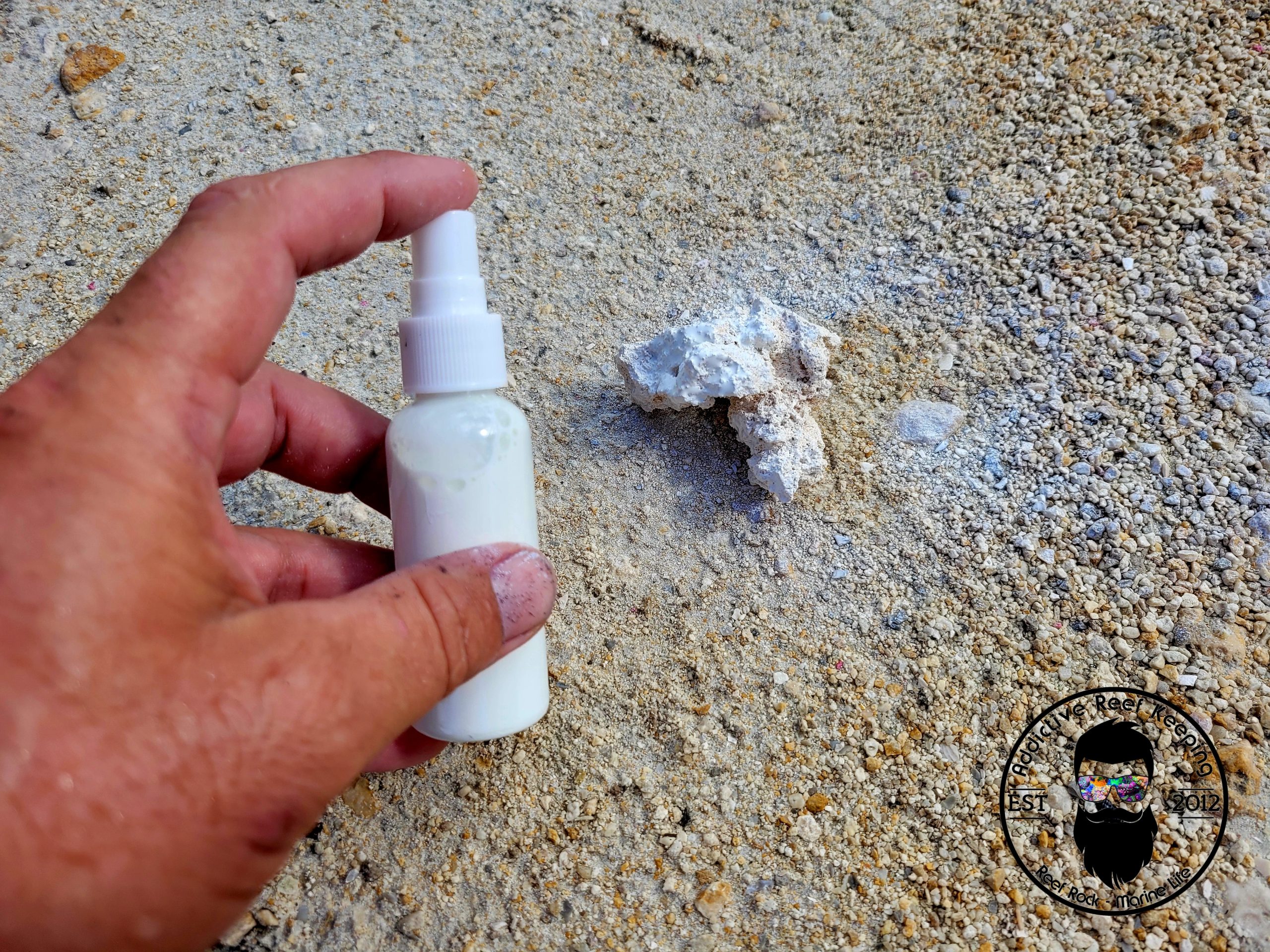 ARK 2.7oz White Spray Colorant for Dry Reef Rock Aquascape-Fish Safe